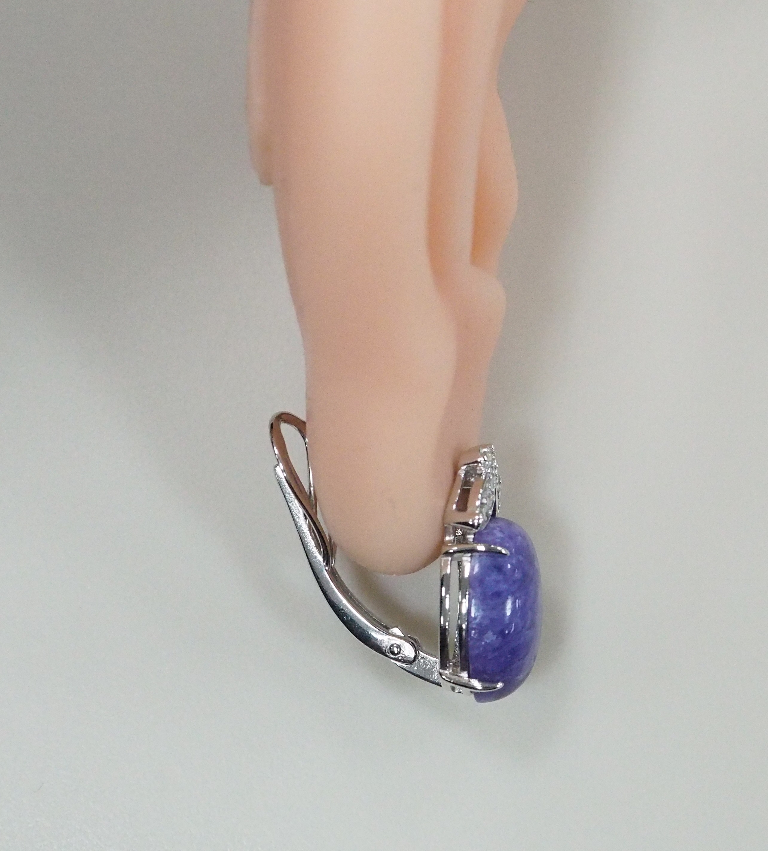 Серебряные серьги с чароитами